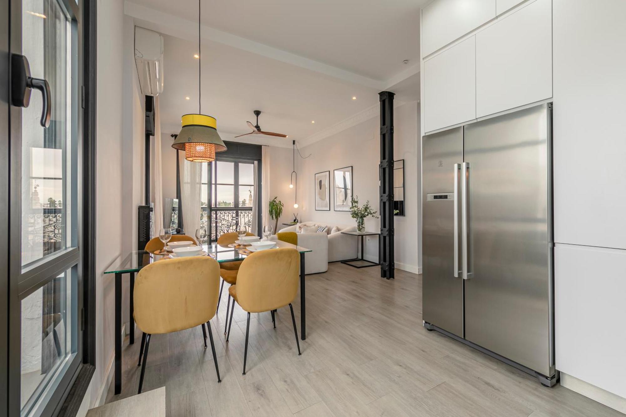 סביליה Isg Apartments Modern Atticpool At The Cathedralfree Parking מראה חיצוני תמונה