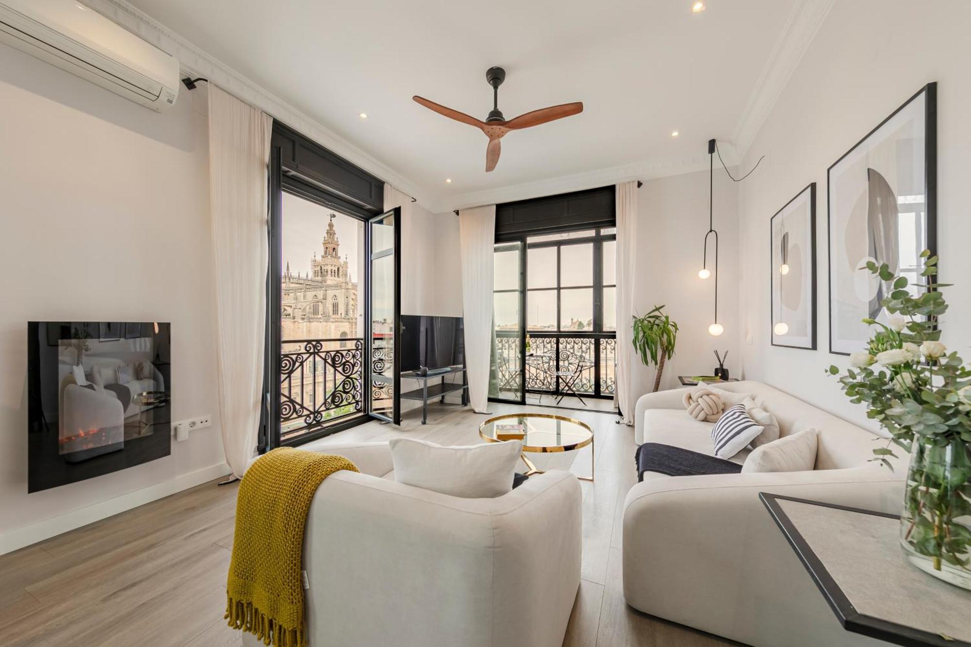 סביליה Isg Apartments Modern Atticpool At The Cathedralfree Parking מראה חיצוני תמונה