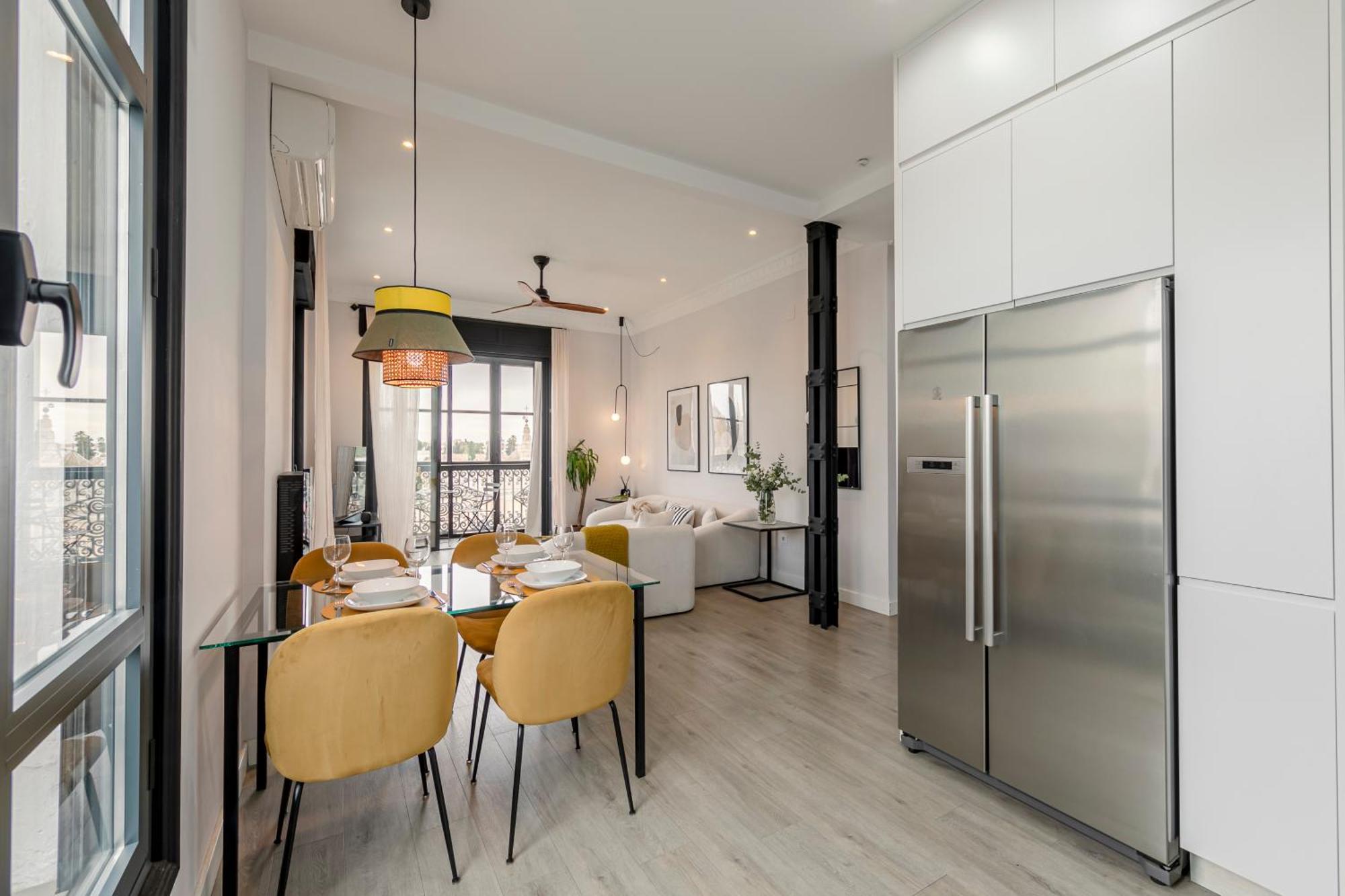 סביליה Isg Apartments Modern Atticpool At The Cathedralfree Parking מראה חיצוני תמונה