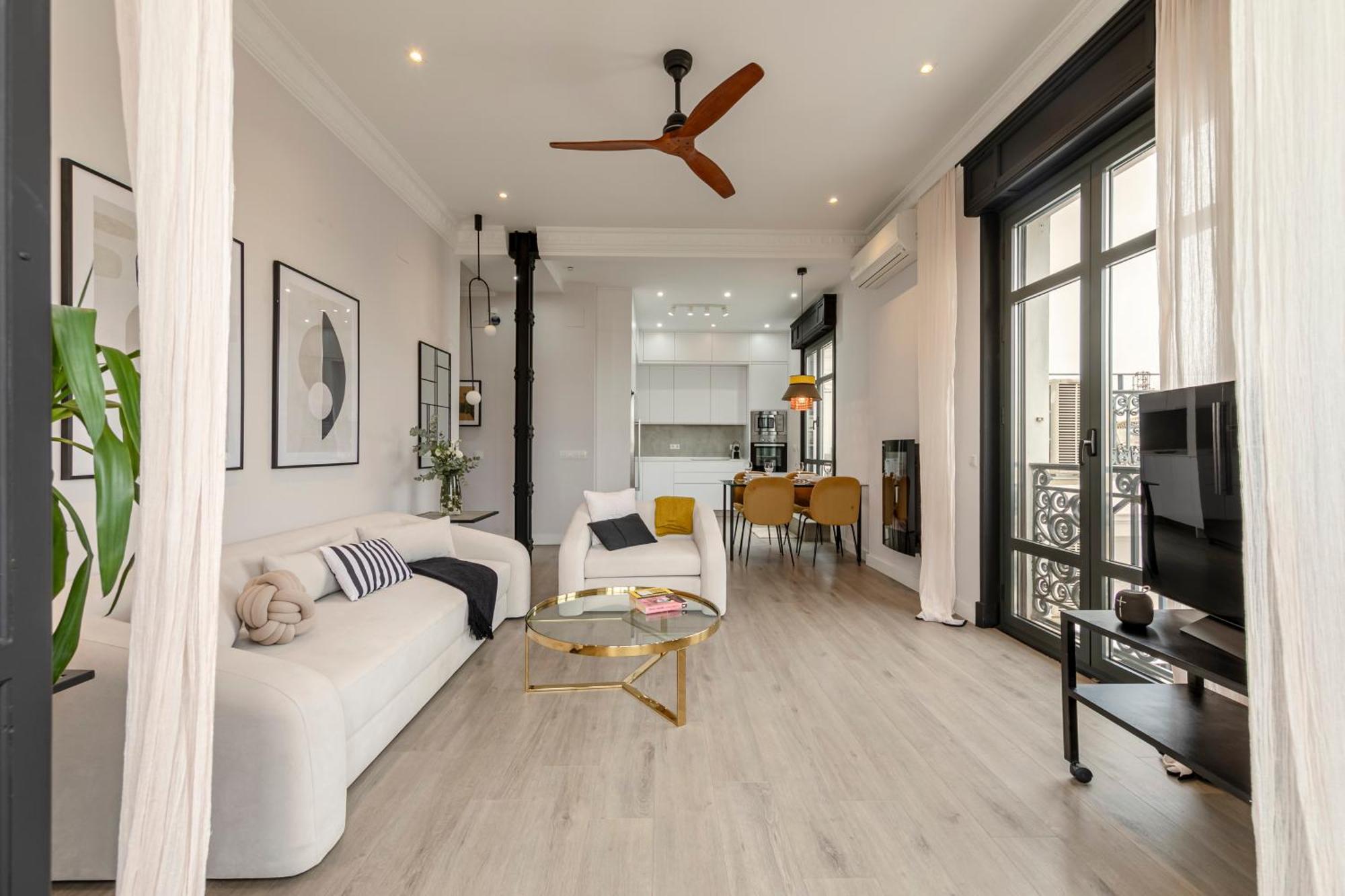 סביליה Isg Apartments Modern Atticpool At The Cathedralfree Parking מראה חיצוני תמונה