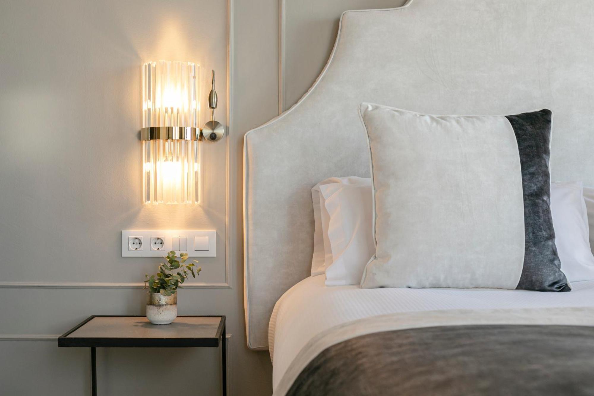 סביליה Isg Apartments Modern Atticpool At The Cathedralfree Parking מראה חיצוני תמונה